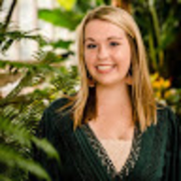 Meet your Posher, Isabella - Picture 1 of 1